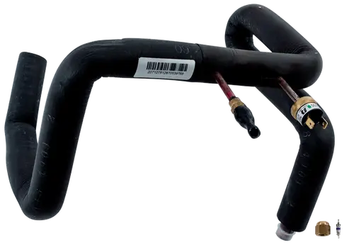 Verrohrung für Druckleitung, geformt mit Anschlüssen, hergestellt von Wolf. Das Produkt zeigt eine flexible Struktur zur Verbindung von Komponenten.